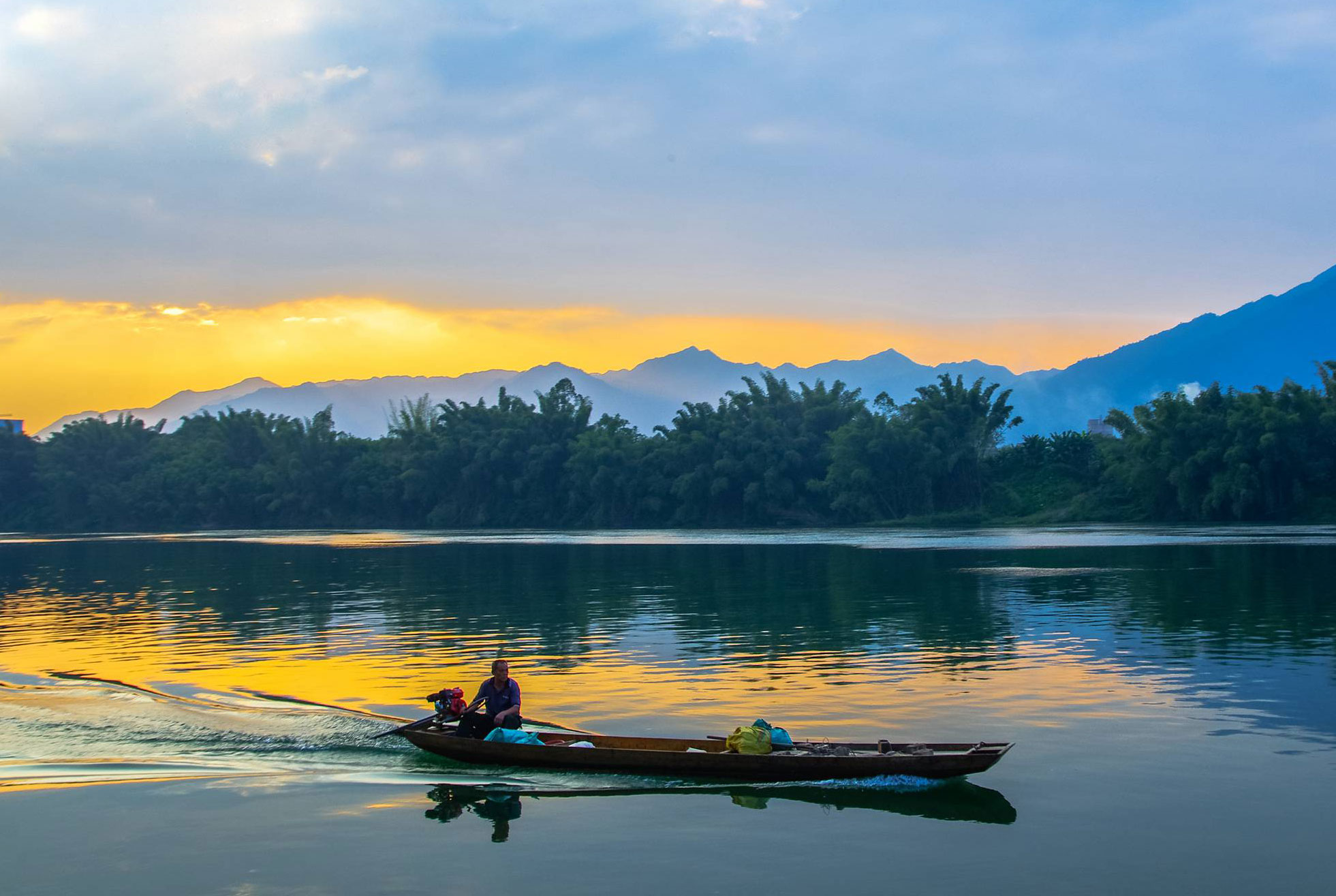 毫米波流速監(jiān)測儀 EN200-V1(圖1) 毫米波流速監(jiān)測儀 EN200-V1(圖1)